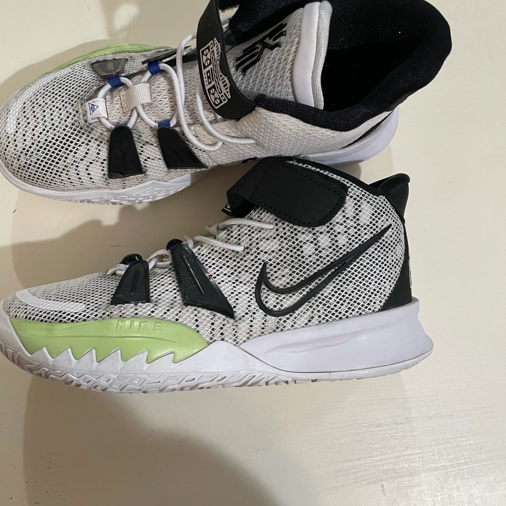 Nike kyrie 7